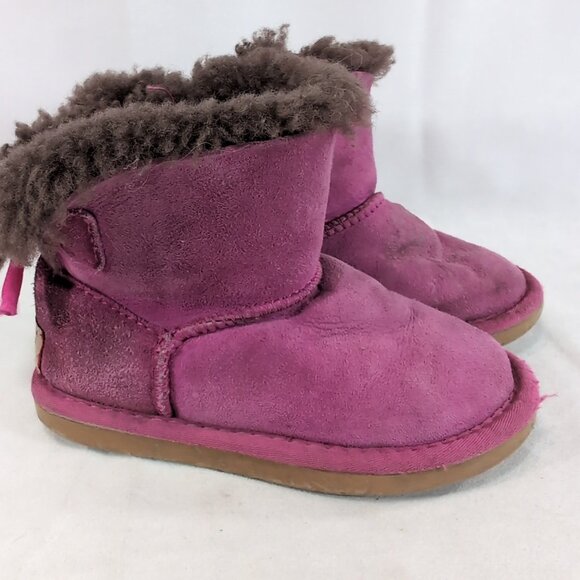 UGG Auzland Sheepskin Pink Boots Booties Girls Youth 9/10 EU 29 Short Bow - Picture 4 of 14